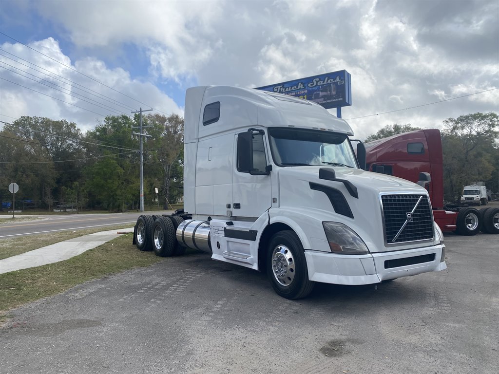 2015 Volvo VN's photo