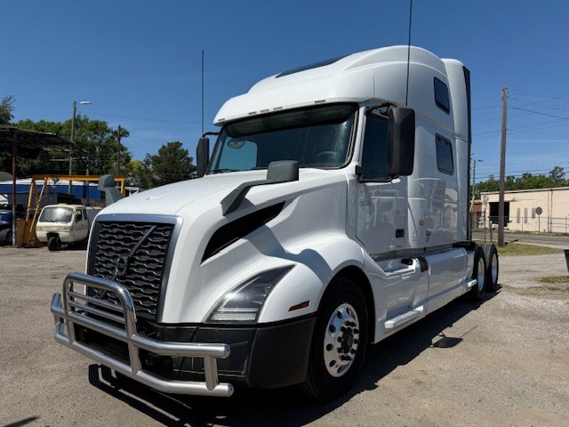 2020 Volvo VN's photo